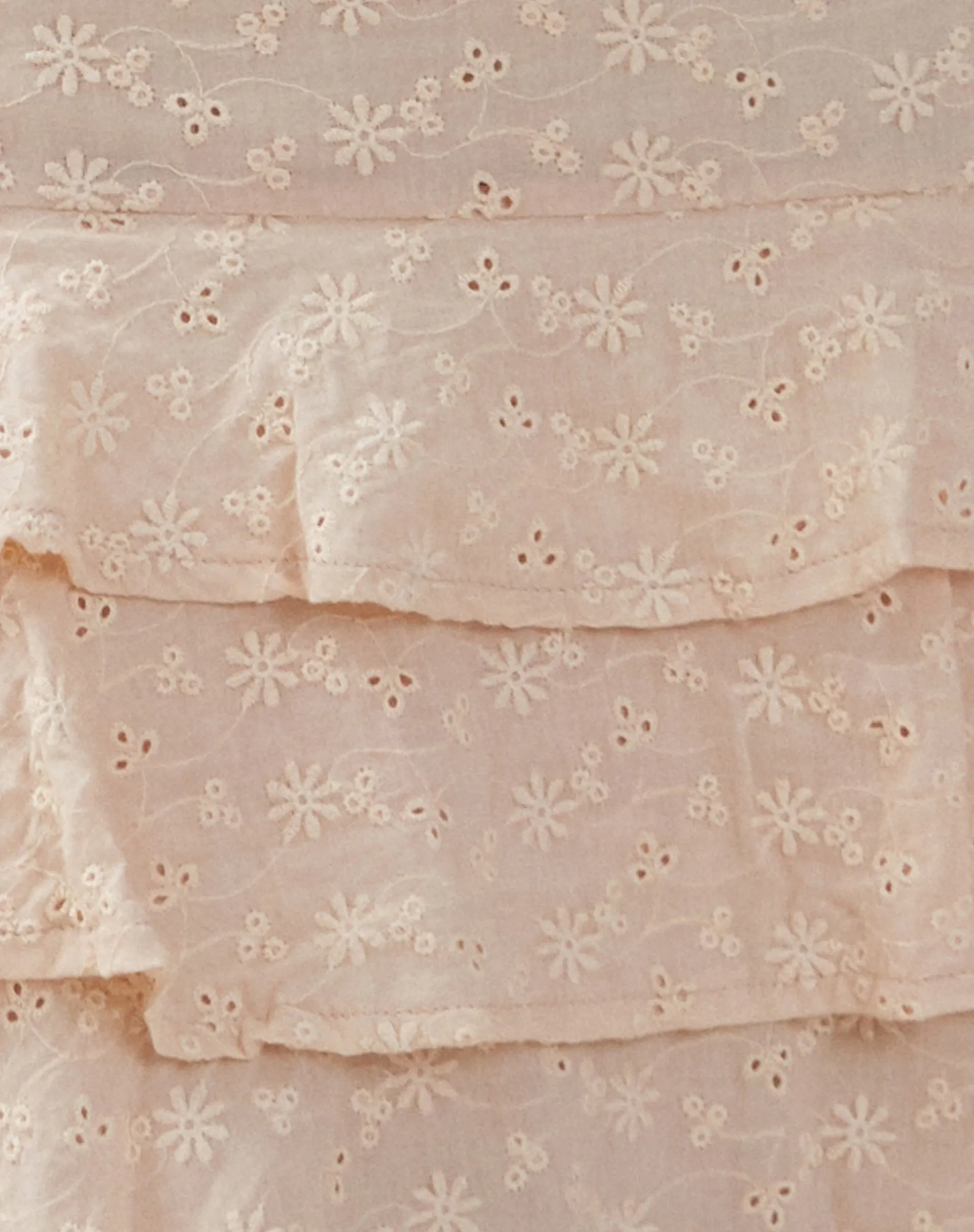 Camigo Mini Skirt in Broderie Blush