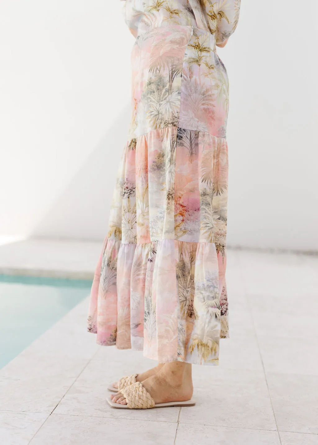 Linen Tropical Print Tiered Skirt