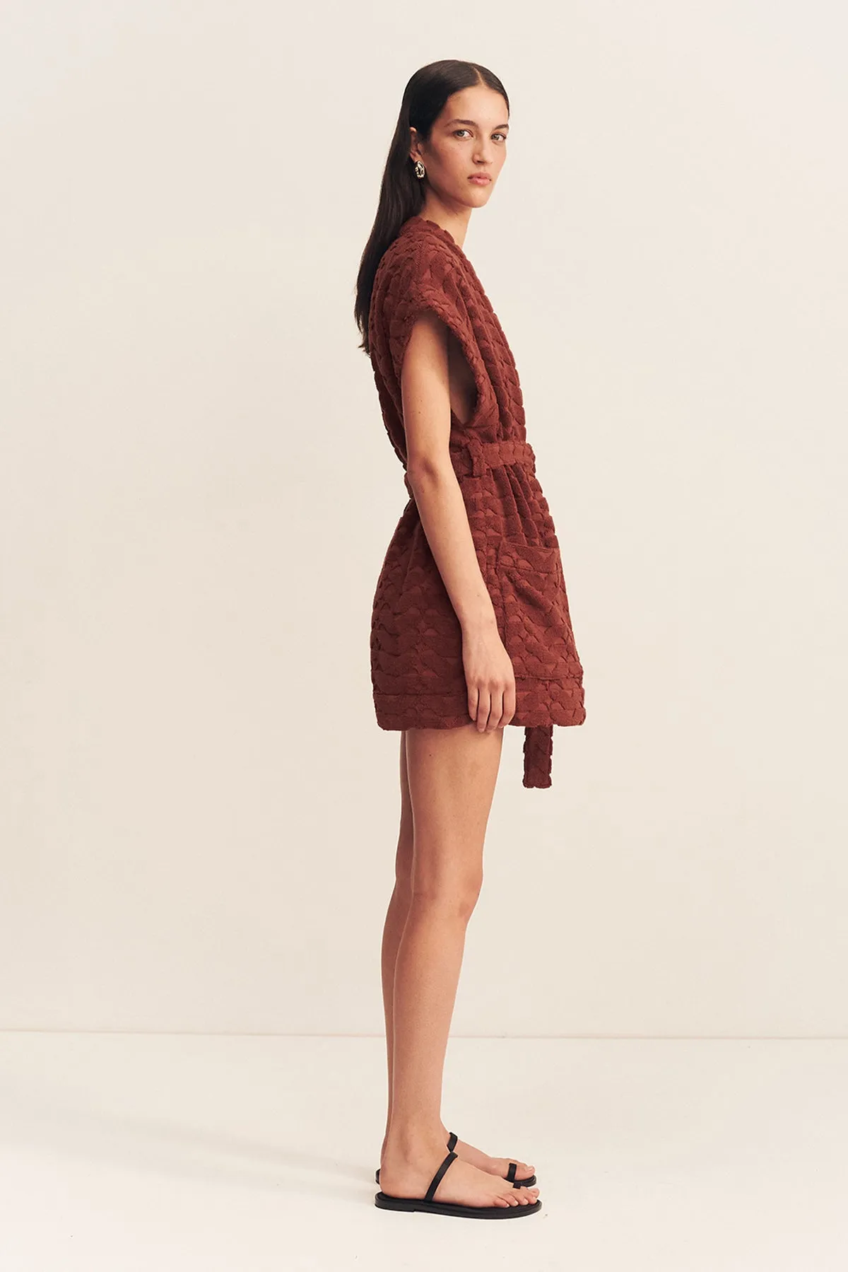 PAULINE SLEEVELESS ROBE - COGNAC