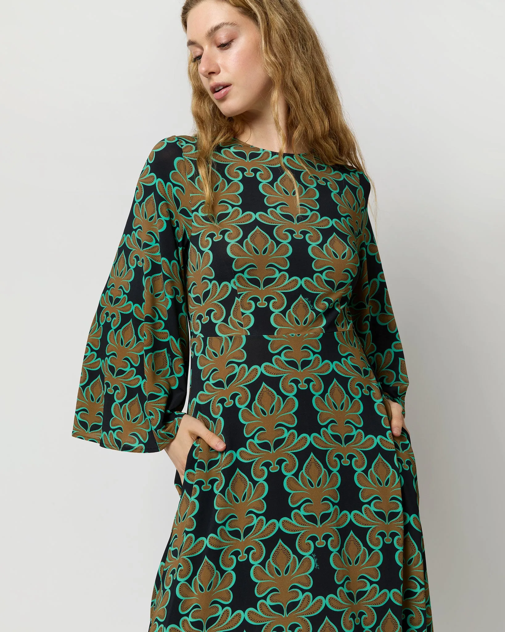 Sorella Dress in Green Herald Flowy Jersey