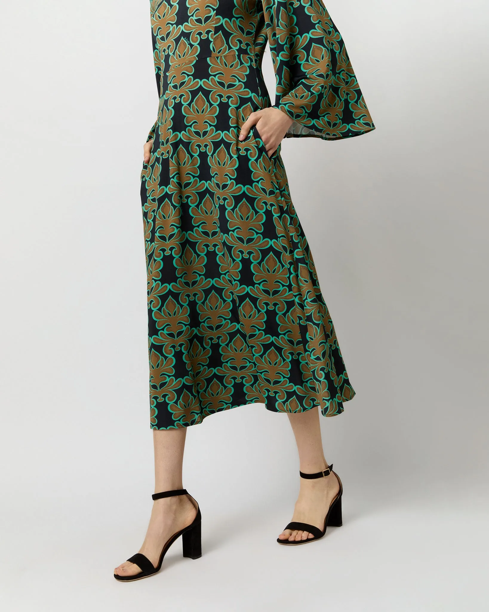 Sorella Dress in Green Herald Flowy Jersey