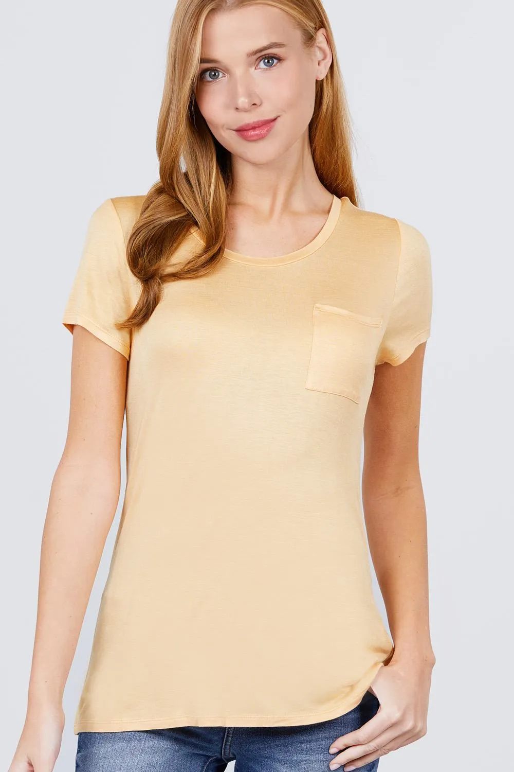 Women's Short Sleeve Scoop Neck Top With Pocket